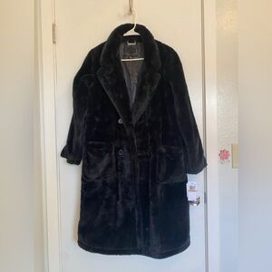 🖤 JOJO Black Faux Fur Coat – Elegant & Ultra Soft
